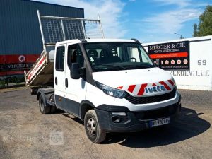 IVECO DAILY 35C13 BENNE DOUBLE CABINE – DIESEL – 91792 KMS – ANNEE 2015 BLANC DV-970-LQ