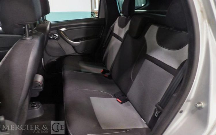 DACIA DUSTER 1.2 TCE 125ch PRESTIGE GRIS EB-464-GA