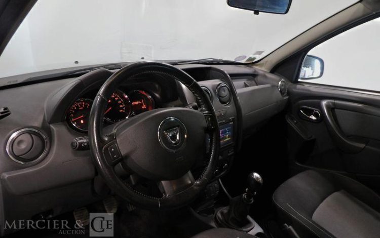 DACIA DUSTER 1.2 TCE 125ch PRESTIGE GRIS EB-464-GA
