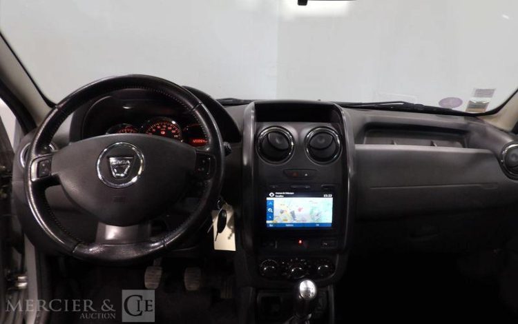DACIA DUSTER 1.2 TCE 125ch PRESTIGE GRIS EB-464-GA