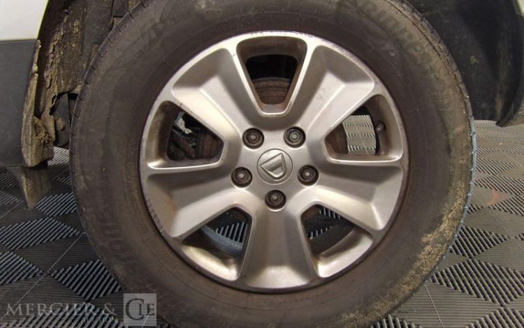 DACIA DUSTER 1.2 TCE 125ch PRESTIGE GRIS EB-464-GA