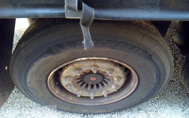 LECITRAILER SEMI REMORQUE BACHE 3 ESSIEUX – PTAC 38T NOIR EC-630-QJ