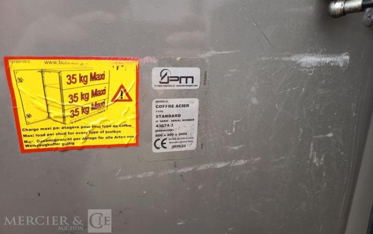 IVECO DAILY 35C13 BENNE AVEC COFFRE ACIER DIESEL – 110197 KMS – ANNEE 2016 ROUGE ED-585-NA