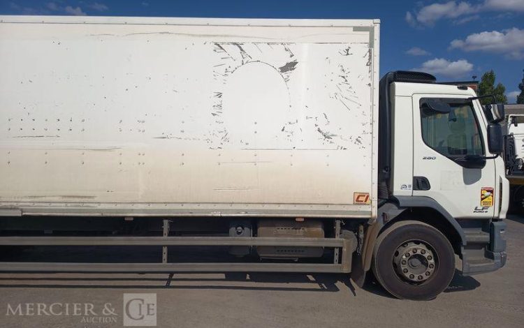 DAF LF BLANC EF-081-HL