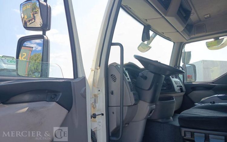 DAF LF BLANC EF-081-HL
