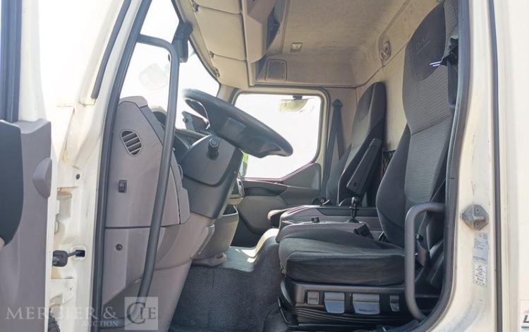 DAF LF BLANC EF-081-HL