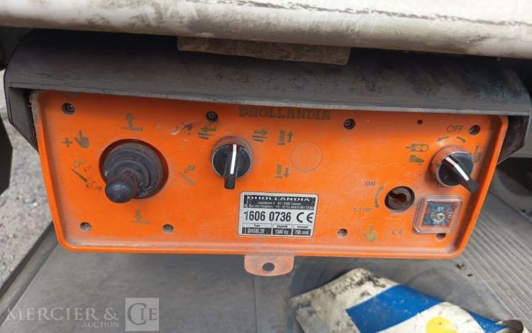 DAF LF BLANC EF-081-HL