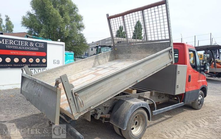 IVECO 35C12 BENNE SIMPLE CABINE COFFRE  EN-464-NF