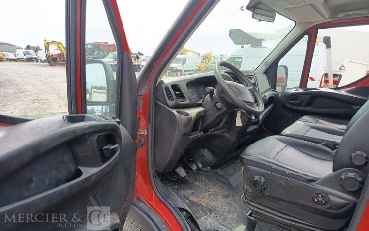 IVECO 35C12 BENNE SIMPLE CABINE COFFRE  EN-464-NF