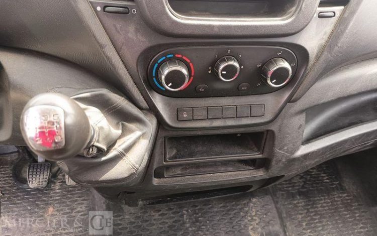 IVECO 35C12 BENNE SIMPLE CABINE COFFRE  EN-464-NF