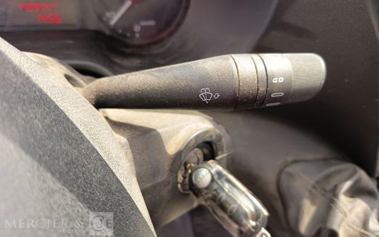 IVECO 35C12 BENNE SIMPLE CABINE COFFRE  EN-464-NF