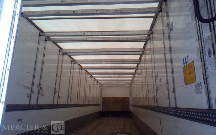 FRUEHAUF SEMI REMORQUE HAYON 3 ESSIEUX – PTAC 38T  ES-447-ED