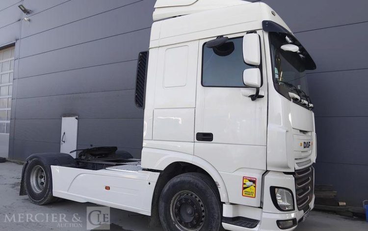 DAF TRACTEUR XF410 – EN DESIGNATION (44)  ET-642-HL