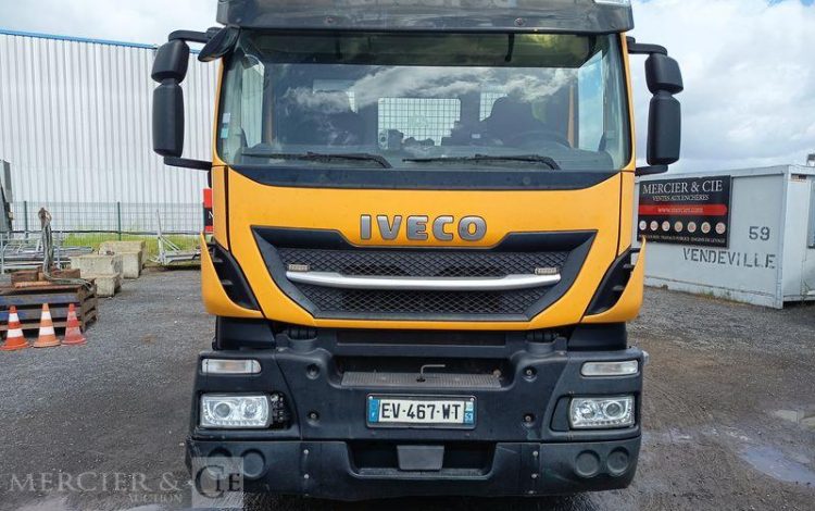 IVECO STRALIS 360 PORTE ENGIN – DIESEL – PTAC : 26 TONNES – 354943 KMS – ANNEE 2018 JAUNE EV-467-WT