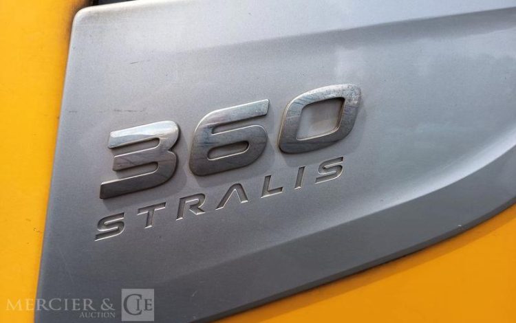 IVECO STRALIS 360 PORTE ENGIN – DIESEL – PTAC : 26 TONNES – 354943 KMS – ANNEE 2018 JAUNE EV-467-WT