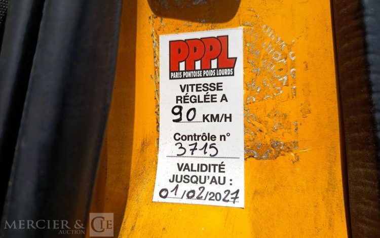 IVECO STRALIS 360 PORTE ENGIN – DIESEL – PTAC : 26 TONNES – 354943 KMS – ANNEE 2018 JAUNE EV-467-WT