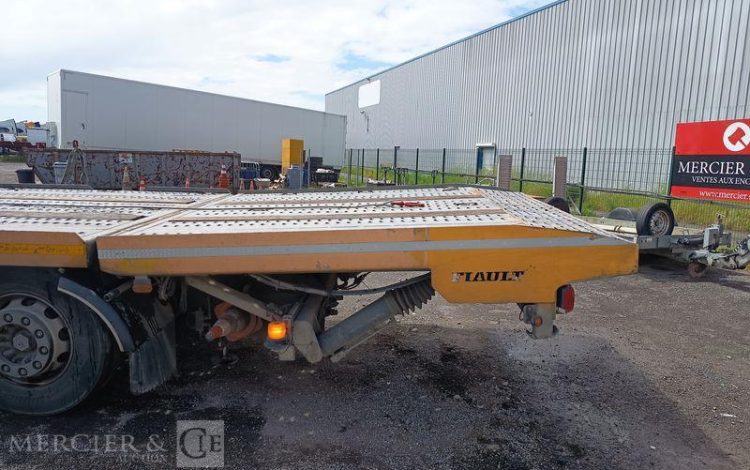 IVECO STRALIS 360 PORTE ENGIN – DIESEL – PTAC : 26 TONNES – 354943 KMS – ANNEE 2018 JAUNE EV-467-WT