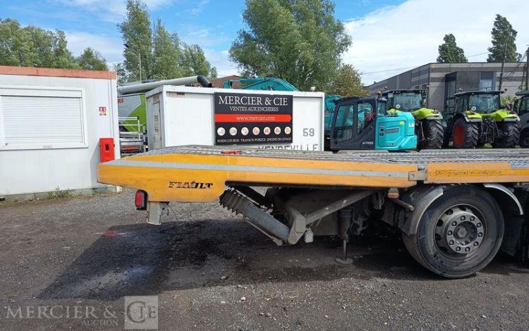 IVECO STRALIS 360 PORTE ENGIN – DIESEL – PTAC : 26 TONNES – 354943 KMS – ANNEE 2018 JAUNE EV-467-WT