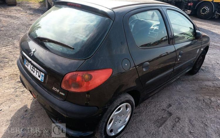 PEUGEOT 206 1.4 HDI 70 CH STYLE – DIESEL – ANNEE 2005 NOIR EV-739-FQ