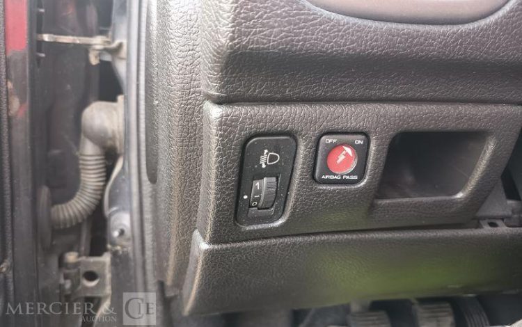PEUGEOT 206 1.4 HDI 70 CH STYLE – DIESEL – ANNEE 2005 NOIR EV-739-FQ