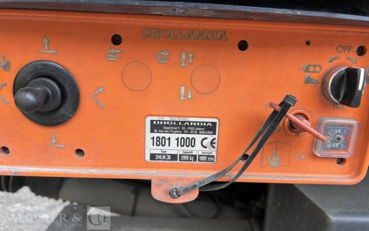 MERCEDES ATEGO 1524 CAISSE HAYON VERT EV-743-ZP