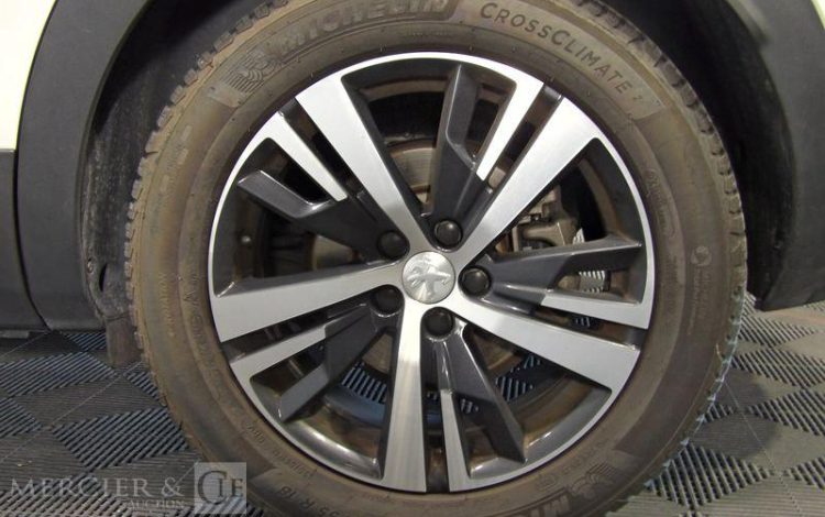PEUGEOT 3008 II 1,5 BLUEHDI EAT8 S&S 130CH BLANC EX-093-SR
