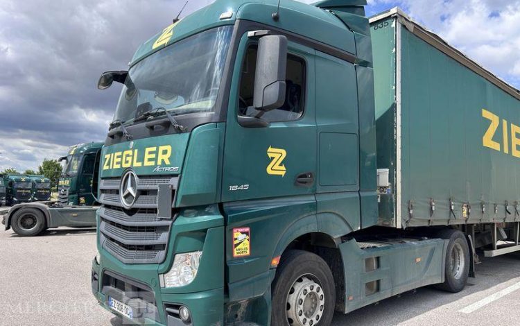 MERCEDES ACTROS 1845 VERT EZ-306-DC