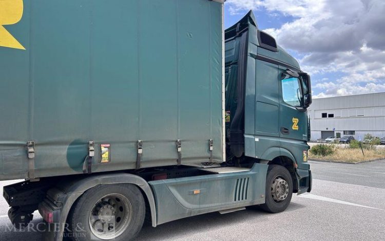 MERCEDES ACTROS 1845 VERT EZ-306-DC