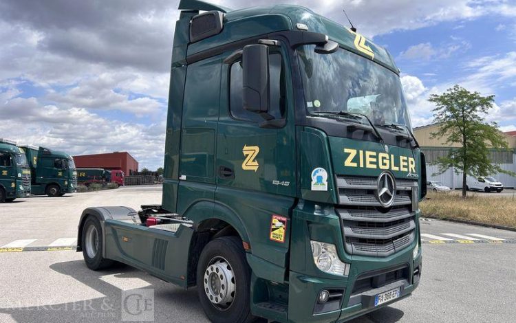 MERCEDES ACTROS 1845 VERT FA-366-EP