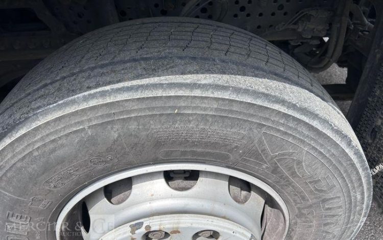 MERCEDES ACTROS 1845 VERT FA-366-EP