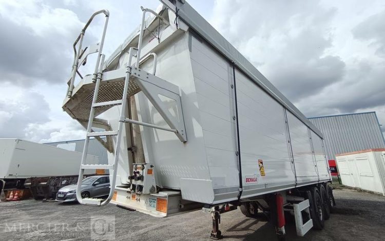 BENALU SEMI BENNE CEREALIERE BASCULANTE 3 ESSIEUX – PTAC 38 TONNES – ANNEE 2019  FC-023-ZK
