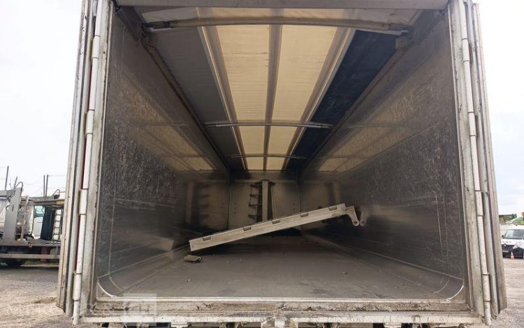 BENALU SEMI BENNE CEREALIERE BASCULANTE 3 ESSIEUX – PTAC 38 TONNES – ANNEE 2019  FC-023-ZK