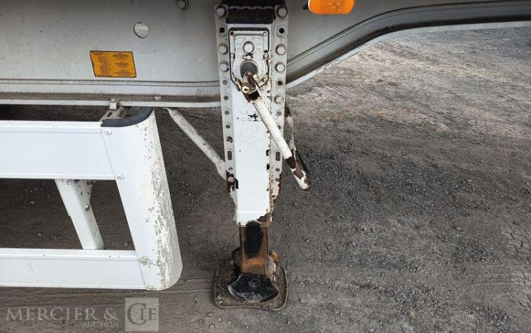 BENALU SEMI BENNE CEREALIERE BASCULANTE 3 ESSIEUX – PTAC 38 TONNES – ANNEE 2019  FC-023-ZK