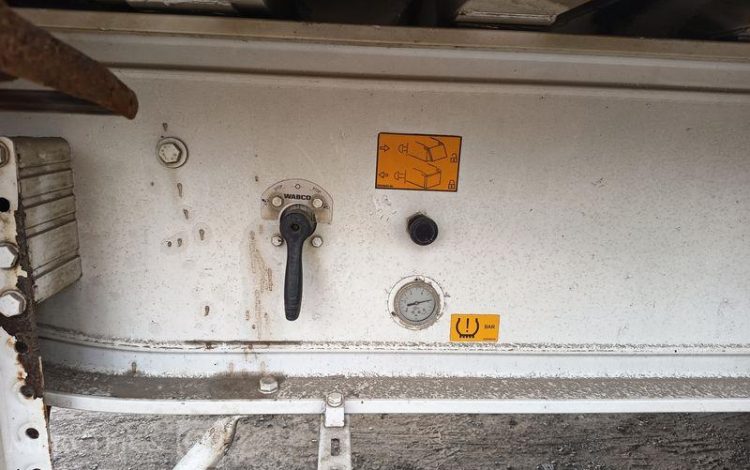 BENALU SEMI BENNE CEREALIERE BASCULANTE 3 ESSIEUX – PTAC 38 TONNES – ANNEE 2019  FC-023-ZK