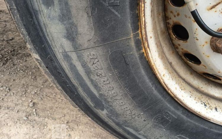 BENALU SEMI BENNE CEREALIERE BASCULANTE 3 ESSIEUX – PTAC 38 TONNES – ANNEE 2019  FC-023-ZK