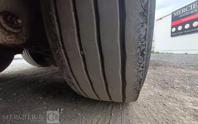 BENALU SEMI BENNE CEREALIERE BASCULANTE 3 ESSIEUX – PTAC 38 TONNES – ANNEE 2019  FC-023-ZK