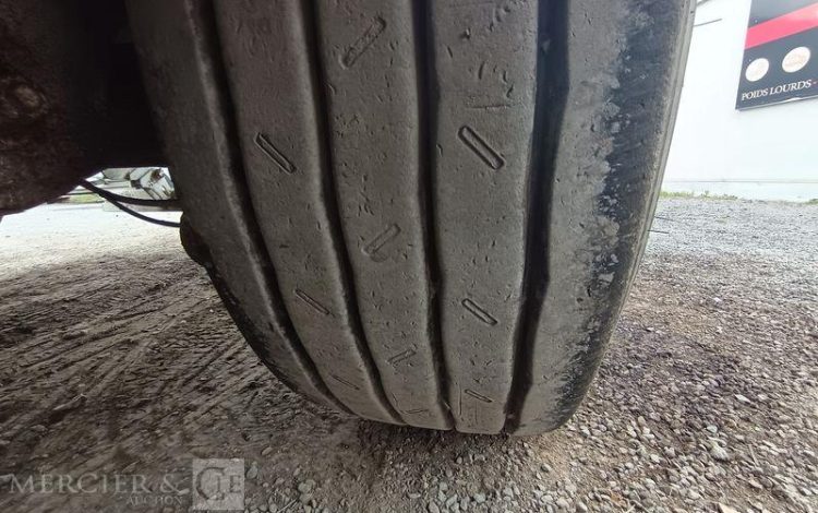 BENALU SEMI BENNE CEREALIERE BASCULANTE 3 ESSIEUX – PTAC 38 TONNES – ANNEE 2019  FC-023-ZK