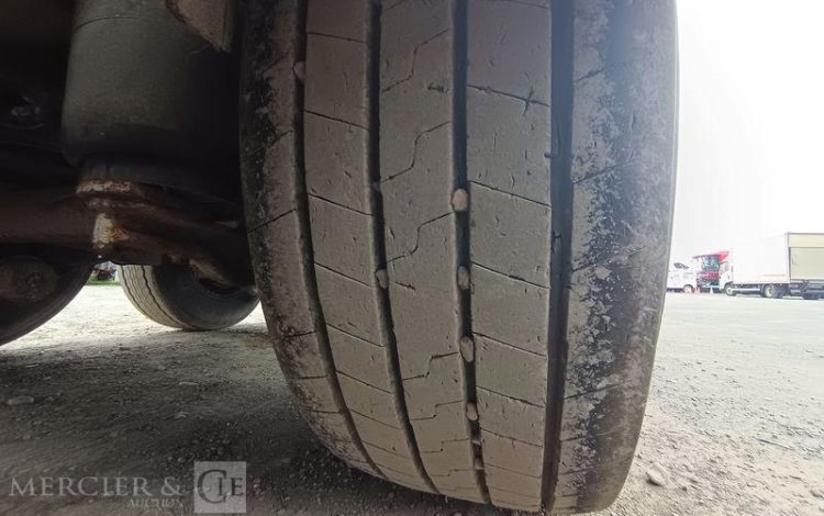 BENALU SEMI BENNE CEREALIERE BASCULANTE 3 ESSIEUX – PTAC 38 TONNES – ANNEE 2019  FC-023-ZK