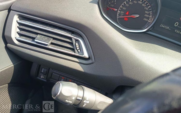 PEUGEOT 308 1.5 BLUEHDI 100CH ACTIVE BUSINESS BLANC FC-945-YS