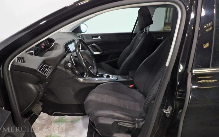 PEUGEOT 308 NOIR FD-130-YW