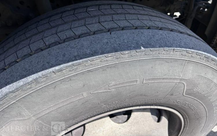 MERCEDES ACTROS 1845 VERT FD-333-FQ