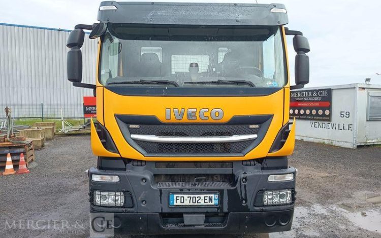 IVECO STRALIS 420 PORTE ENGIN -DIESEL – PTAC : 32 TONNES – 138425 KMS – ANNEE 2019 JAUNE FD-702-EN