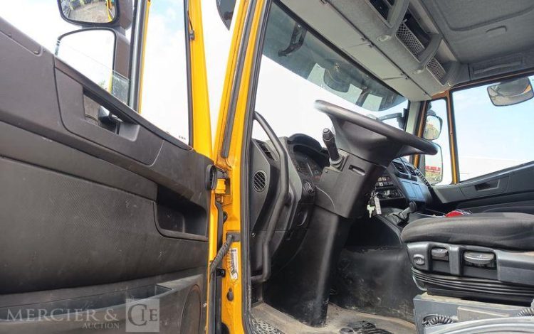 IVECO STRALIS 420 PORTE ENGIN -DIESEL – PTAC : 32 TONNES – 138425 KMS – ANNEE 2019 JAUNE FD-702-EN