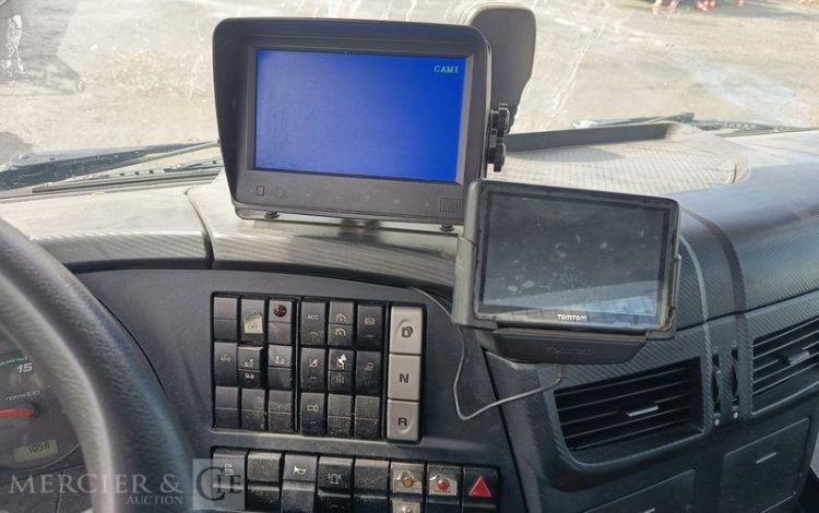 IVECO STRALIS 420 PORTE ENGIN -DIESEL – PTAC : 32 TONNES – 138425 KMS – ANNEE 2019 JAUNE FD-702-EN