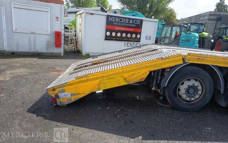 IVECO STRALIS 420 PORTE ENGIN -DIESEL – PTAC : 32 TONNES – 138425 KMS – ANNEE 2019 JAUNE FD-702-EN