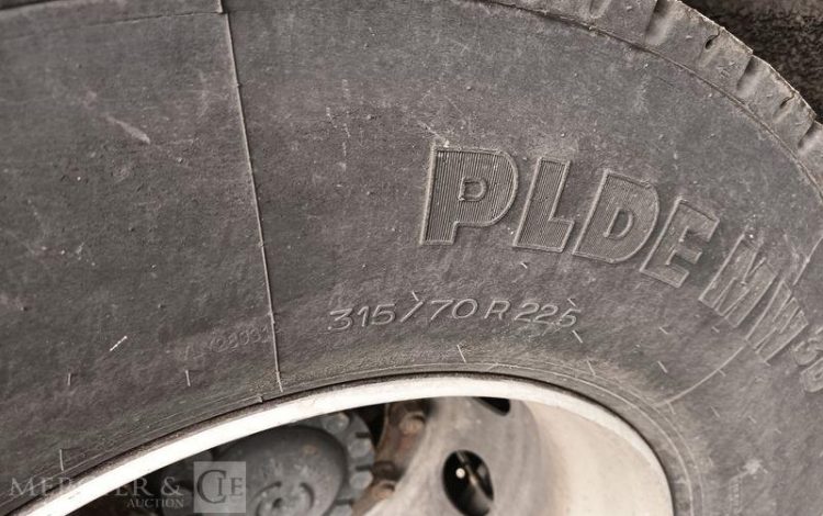 IVECO STRALIS 420 PORTE ENGIN -DIESEL – PTAC : 32 TONNES – 138425 KMS – ANNEE 2019 JAUNE FD-702-EN