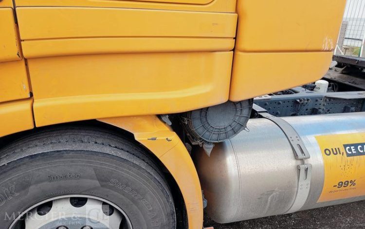 IVECO STRALIS 460 NP – GAZ – PTRA : 44 TONNES – 114079 KMS – ANNEE 2019 JAUNE FE-680-YL