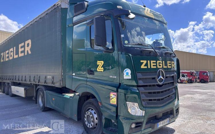 MERCEDES ACTROS 1845 VERT FF-405-HY