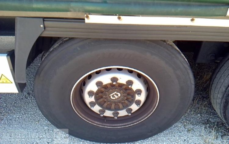 KRONE SEMI REMORQUE BACHE 3 ESSIEUX PTAC 38T  FF-642-LA