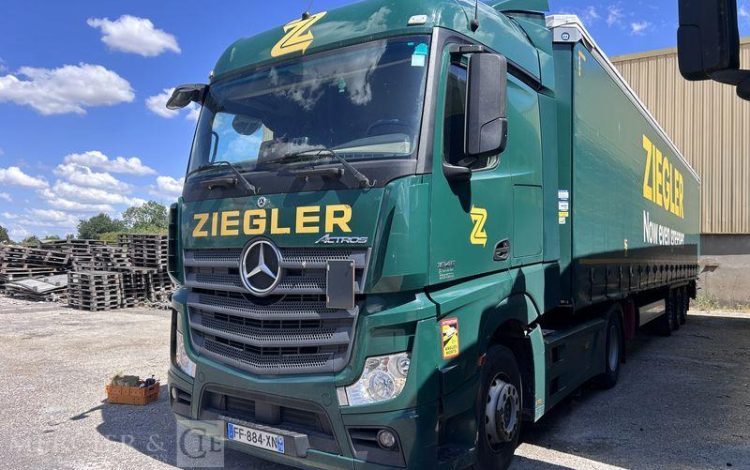 MERCEDES ACTROS 1845 VERT FF-884-XN